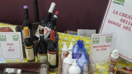 Le “donne del vino” di Coldiretti Padova protagoniste al Vinitaly con idee innovative tra tradizione e sperimentazione: dalla biocosmesi degli acini alle confetture d’uva