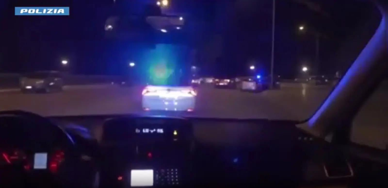 Bari, 11 arresti e tre fermi per gli omicidi di Lello Capriati e Filippo Scavo Bari, 11 arresti e tre fermi per gli omicidi di Lello Capriati e Filippo Scavo
