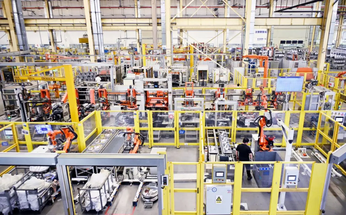 Cina, nel primo trimestre in aumento del 12,9% i ricavi dell’industria digitale Cina, nel primo trimestre in aumento del 12,9% i ricavi dell’industria digitale