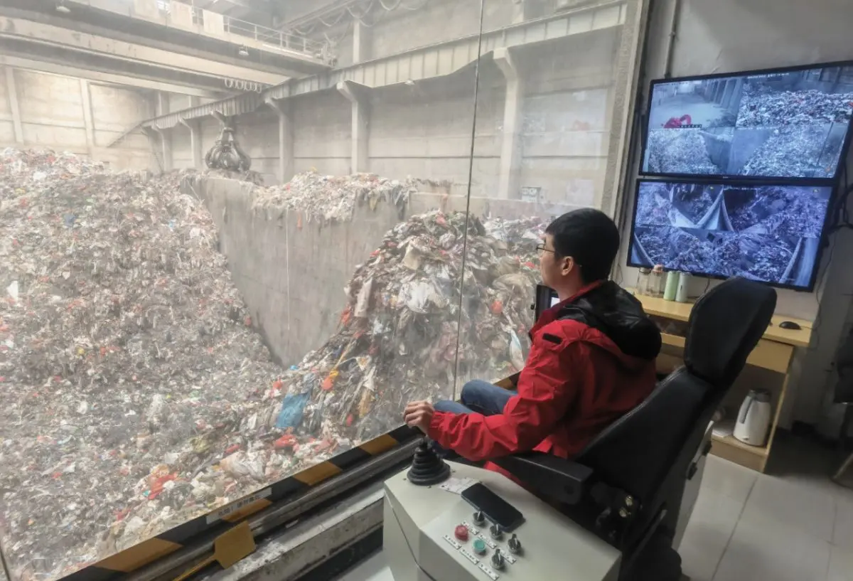 La Cina punta al riciclo del 76% dei rifiuti urbani entro il 2030 La Cina punta al riciclo del 76% dei rifiuti urbani entro il 2030