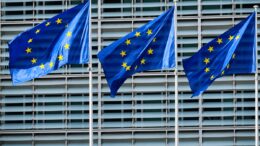 Accordo Trump-Putin, Ue: “Europa non allenta pressione, nuove sanzioni contro la Russia”
