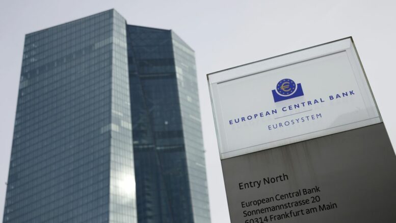 La Bce alza i tassi d’interesse di un quarto di punto