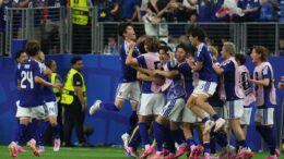 Kamada rovina il debutto dell’Olanda, il Giappone trova il 2-2 all’88’