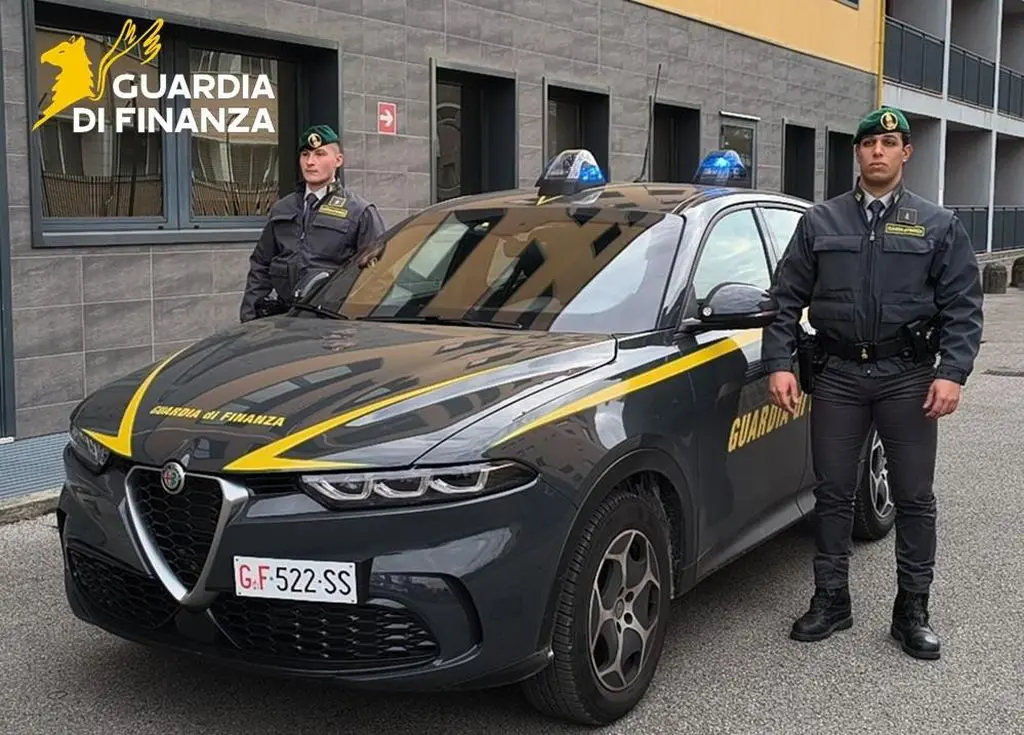 Sequestrati 162 Kg di droga e 120 mila euro, 14 arresti a Padova Sequestrati 162 Kg di droga e 120 mila euro, 14 arresti a Padova