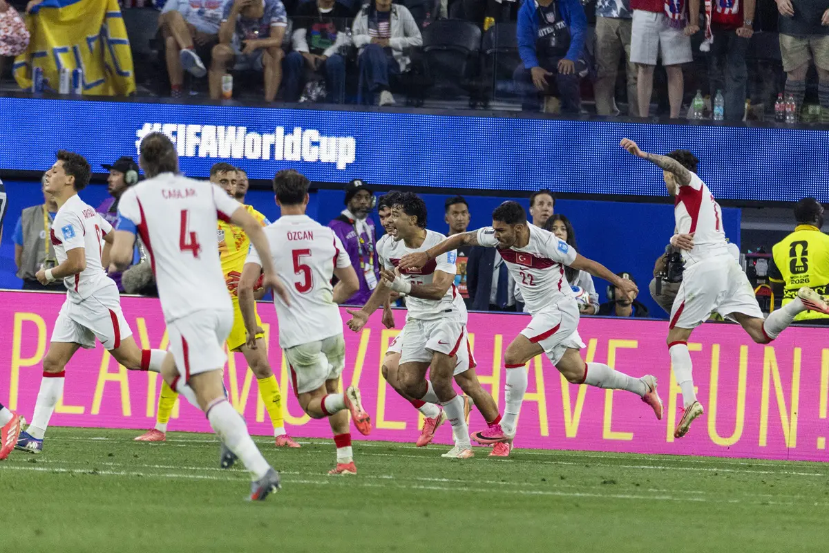 La Turchia saluta il Mondiale con una vittoria, Stati Uniti battuti 3-2 La Turchia saluta il Mondiale con una vittoria, Stati Uniti battuti 3-2