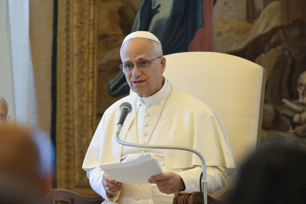Papa “Guerra mai benedetta da Dio, risolvere conflitti da umani e non da bestie” Papa “Guerra mai benedetta da Dio, risolvere conflitti da umani e non da bestie”