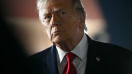 Iran-Usa, scatta il countdown per firma accordo. Trump: “Hormuz sarà aperto subito dopo”