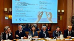 Fumo, gli oncologi: “52mile firme per aumentare di 5 euro costo sigarette, Senato discuta la legge”