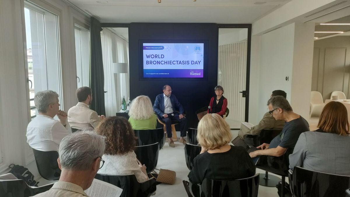 Giornata Mondiale Bronchiectasie, un tavolo per la gestione della patologia Giornata Mondiale Bronchiectasie, un tavolo per la gestione della patologia