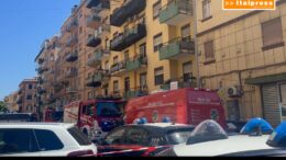 Omicidio a Palermo, un uomo si barrica in casa e minaccia di far esplodere il palazzo. Poi si arrende e viene arrestato