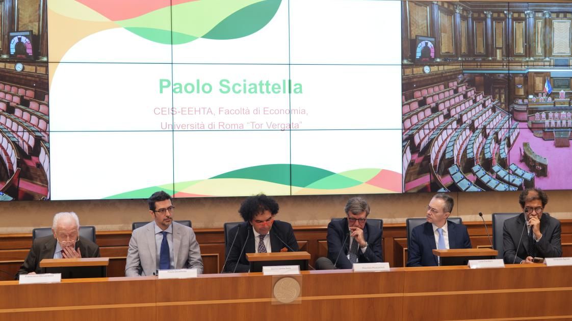 Tumori, gli alimenti a fini medici speciali cruciali nella cura dei pazienti Tumori, gli alimenti a fini medici speciali cruciali nella cura dei pazienti