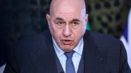 Crosetto “Dalla Russia guerra latente costante per indebolire nostra sicurezza”