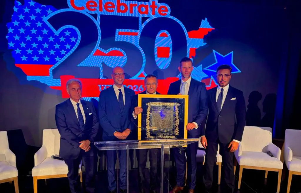Kamel Ghribi insignito a Washington del “Global Leadership Award” Kamel Ghribi insignito a Washington del “Global Leadership Award”