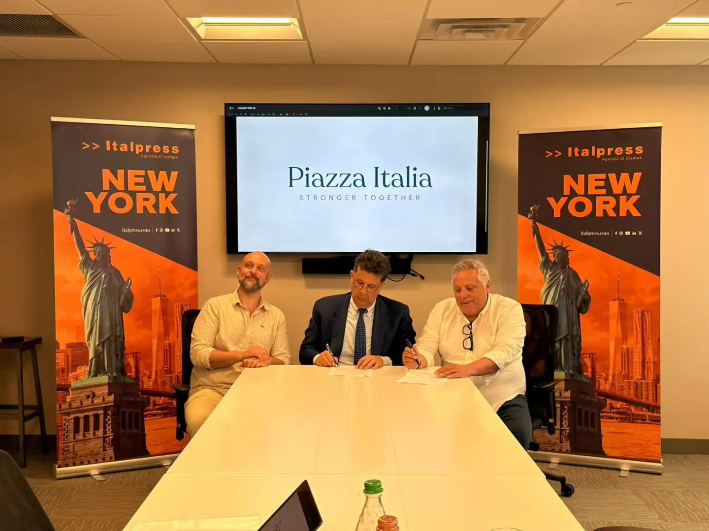Italpress rafforza presenza in Usa, corner tv a Times Square con Piazza Italia Italpress rafforza presenza in Usa, corner tv a Times Square con Piazza Italia