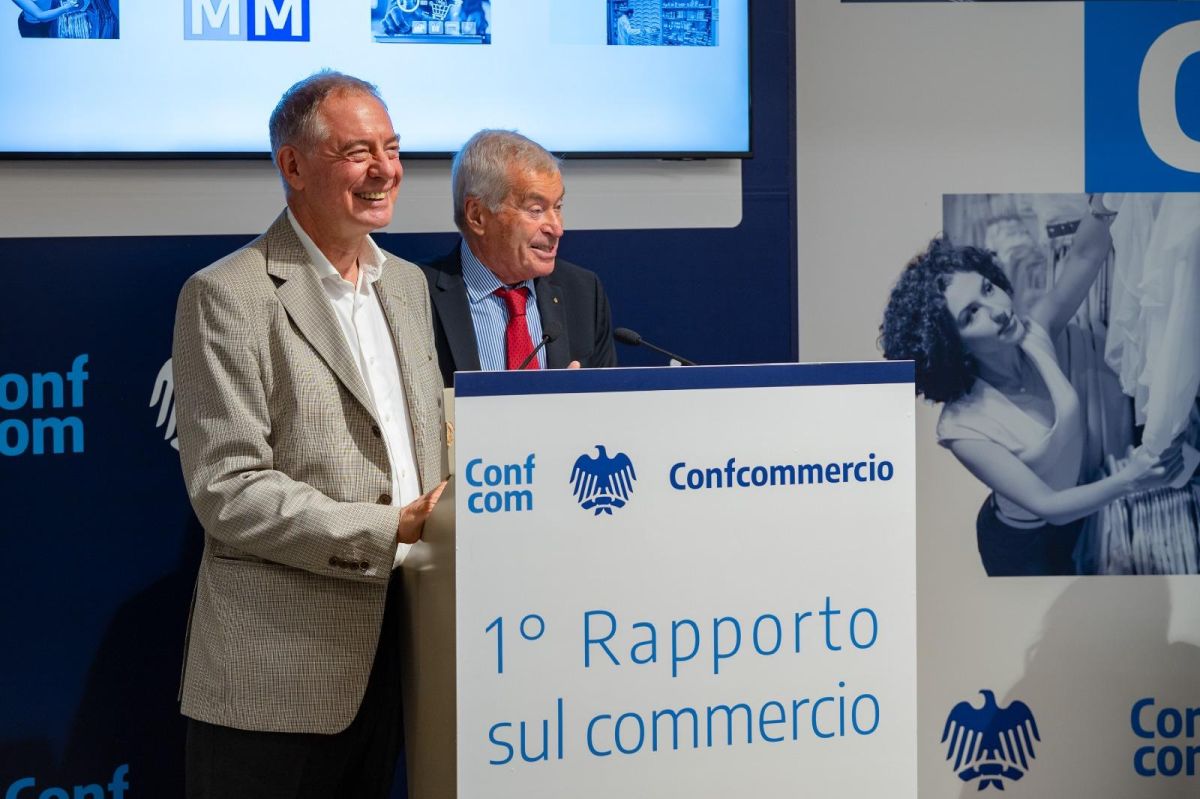 Confcom, meno negozi ma imprese più forti. Rischio desertificazione nelle città Confcom, meno negozi ma imprese più forti. Rischio desertificazione nelle città
