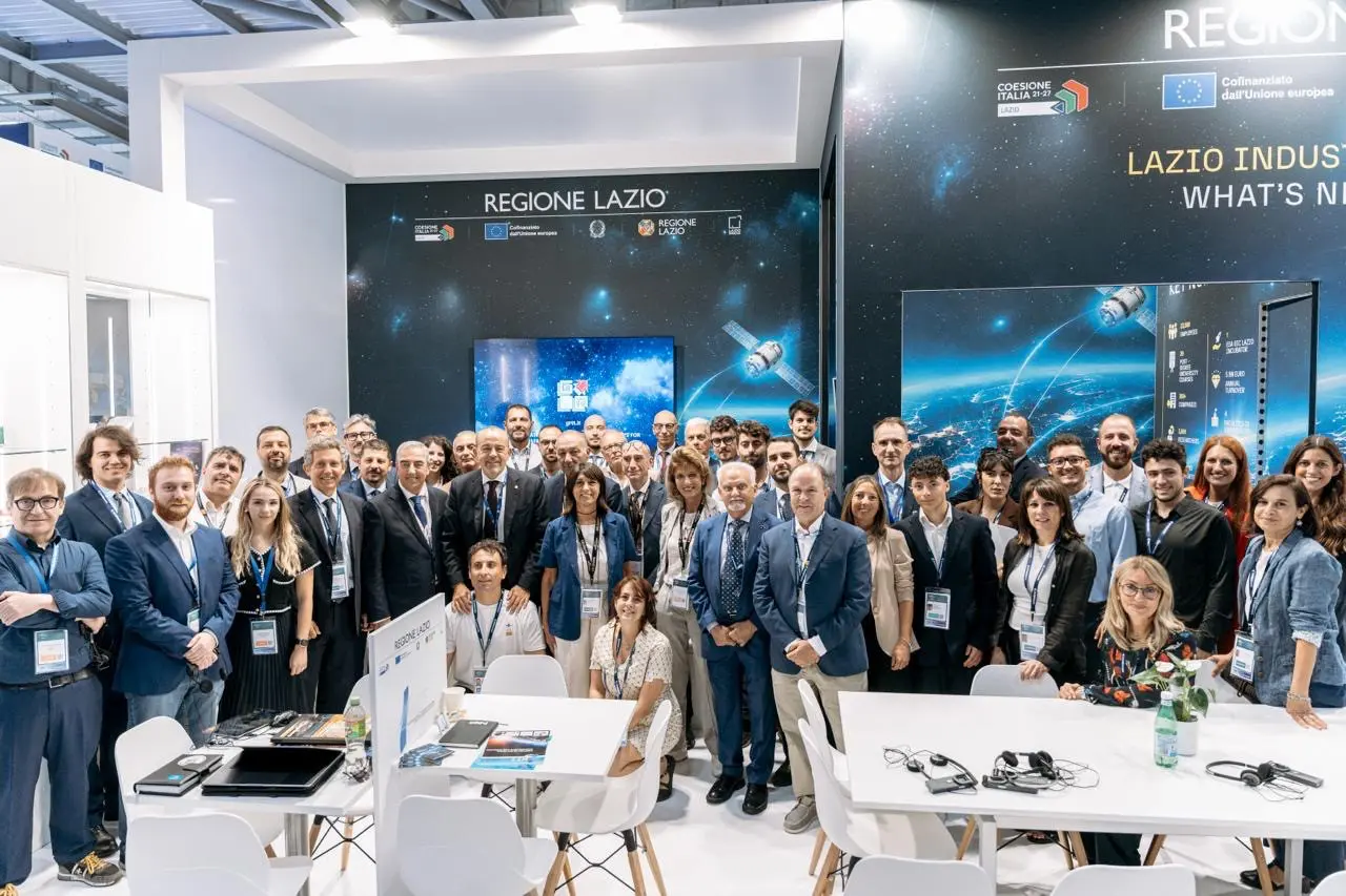 Il Lazio vola a Farnborough, l’aerospazio regionale conquista scena internazionale Il Lazio vola a Farnborough, l’aerospazio regionale conquista scena internazionale