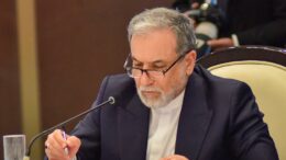 Crisi Iran-Bulgaria: Teheran minaccia per l’uso delle basi Usa