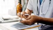 Linfedema interessa fino a 80% pazienti colpiti da tumore, esperti: “D’estate è più gravoso”