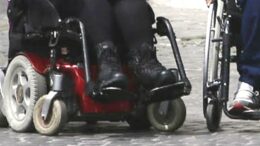 Rapporto Inps: “Il 77,8% delle prestazioni assistenziali sono indennità sono accompagnamento per prestazioni a invalidi civili”