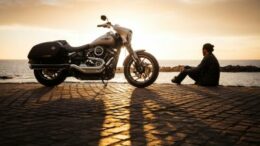 Furto della moto sotto l’ombrellone: come proteggerti nelle località di mare