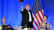 Trump e l’annuncio-show: “Mi ricandido nel 2028”. Ma non ci crede nessuno