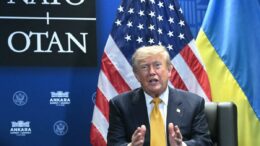 Nato, Trump: “Groenlandia grosso problema per gli Usa. Italia? Pessima su basi”