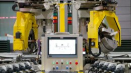 Cina, cresce il settore macchinari, a trainare le “attrezzature intelligenti”