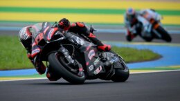 In Gran Bretagna Bezzecchi torna in sella ed è davanti a tutti nelle Practice