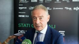 Ex Ilva, Urso “Federacciai valuta proposta. La produzione è in crescita”