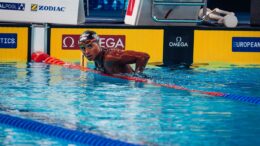 Immensa Sara Curtis, record del mondo nei 50 dorso in semifinale agli Europei