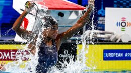 Sara Curtis nuota nella storia, oro europeo e nuovo record mondiale nei 50 dorso