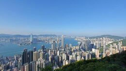 Cina valuta modifica a norma per potenziare i servizi legali rivolti all’estero