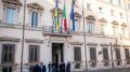 Governo proroga sconto accise e approva decreto per continuità impianti ex Ilva