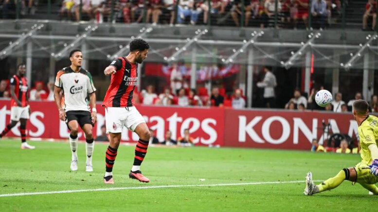 Il Milan batte 2-0 il Venezia nel ricordo di Franco Baresi