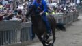 Il fantino Giovanni Atzeni in miglioramento dopo il trauma cranico subito al termine del Palio di Siena