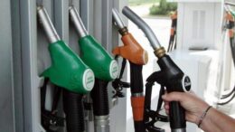 Caro carburanti, Tabarelli (Nomisma Energia): “Non escludo scenari con benzina e diesel a 2,5-3 euro al litro”