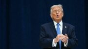 Ucraina, l’ex funzionario Usa Sullivan: “Spirito di Anchorage è crollato, ora per Trump priorità è il Medio Oriente”