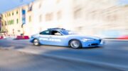 La Polizia di stato rintraccia ed arresta un 47enne di origini marocchine, ricercato in quanto destinatario di ordinanza di custodia cautelare in carcere, a seguito di numerosi episodi di furti commessi in città nelle scorse settimane.