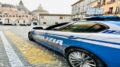 La Polizia di Stato blocca otto giovani “maranza”, sei minorenni e due neomaggiorenni, che nel parco antistante il centro commerciale di via Romana Aponense avevano accerchiato un 17enne, tentando di impossessarsi della collana d’oro che indossava