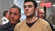 Luigi Mangione, processo rinviato dopo la dichiarazione di colpevolezza