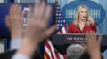 Trump, la portavoce Karoline Leavitt lascia l’incarico. Il presidente: “La capisco”