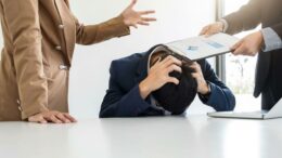 Stress da rientro a lavoro? Lo psicologo, ‘non serve tornare subito al 100%, ecco cosa fare’