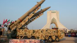Iran, Teheran avverte: “Colpiremo i Paesi che sostengono la guerra economica Usa”
