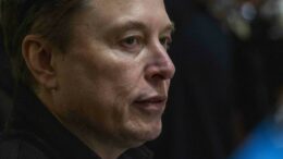 Space X, un razzo di Elon Musk sta per schiantarsi sulla Luna