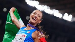 Nadia Battocletti e la dieta a base carne di struzzo, medico-nutrizionista: “Alleata preziosa dei muscoli”