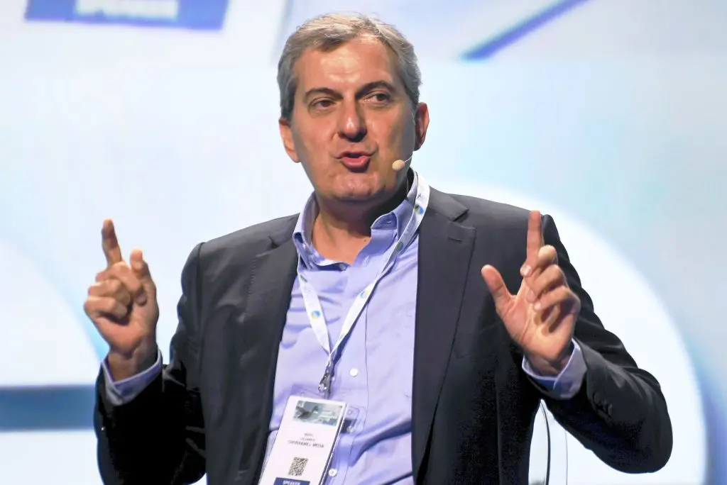 Milano, Calabresi dà le dimissioni da Chora Media. Pronto a candidarsi a sindaco Milano, Calabresi dà le dimissioni da Chora Media. Pronto a candidarsi a sindaco