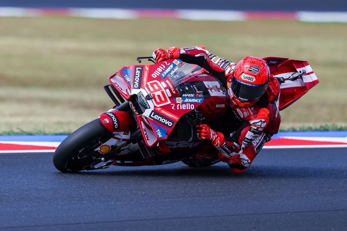Marc Marquez vince la Sprint a Misano, preceduti Bezzecchi e Martin Marc Marquez vince la Sprint a Misano, preceduti Bezzecchi e Martin