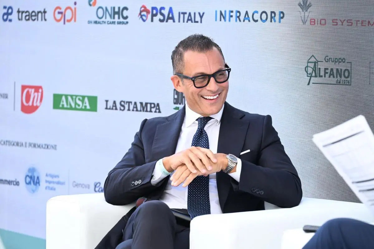 Monti spiega la bolletta a Ruggieri, trasmissione pesa 4% per imprese e famiglie Monti spiega la bolletta a Ruggieri, trasmissione pesa 4% per imprese e famiglie