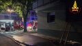 Tragedia a Lucca, incendio nella notte in una palazzina di tre piani: 2 morti e 13 feriti