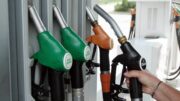 Caro carburanti, Confetra: “Per autotrasportatori nessuno sconto, gasolio extra rete costa più che alla pompa”